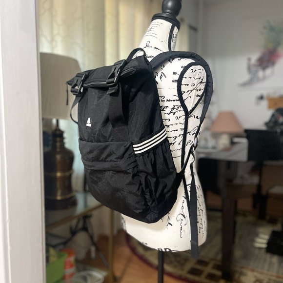 EUC Unisex Adidas Yola Roll-Top Nylo Backpack In Black & White - Picture 9 of 14